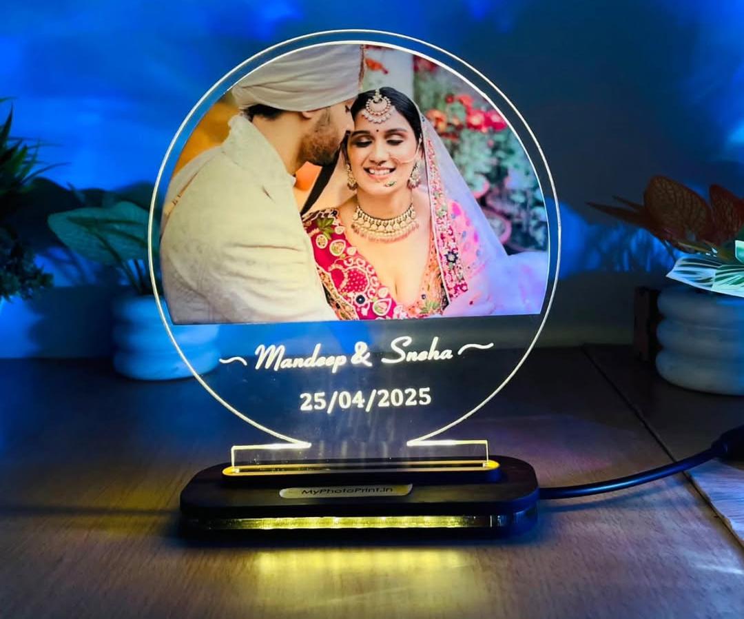Personalized LED Acrylic Photo Lamp – A Timeless Gift of Love - Image 3